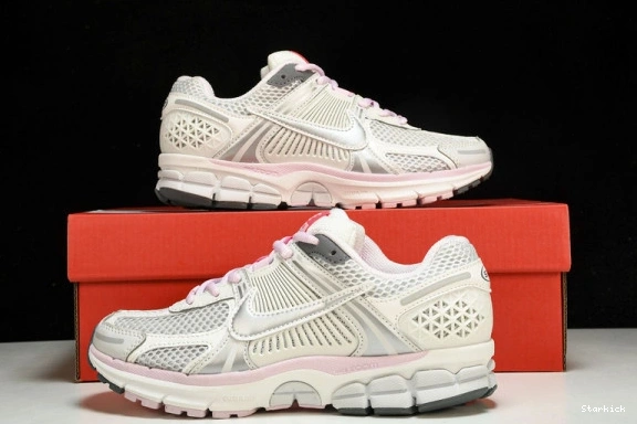 Vomero White 5 Pack Pink Zoom FN3695-001 Nike 520 0918